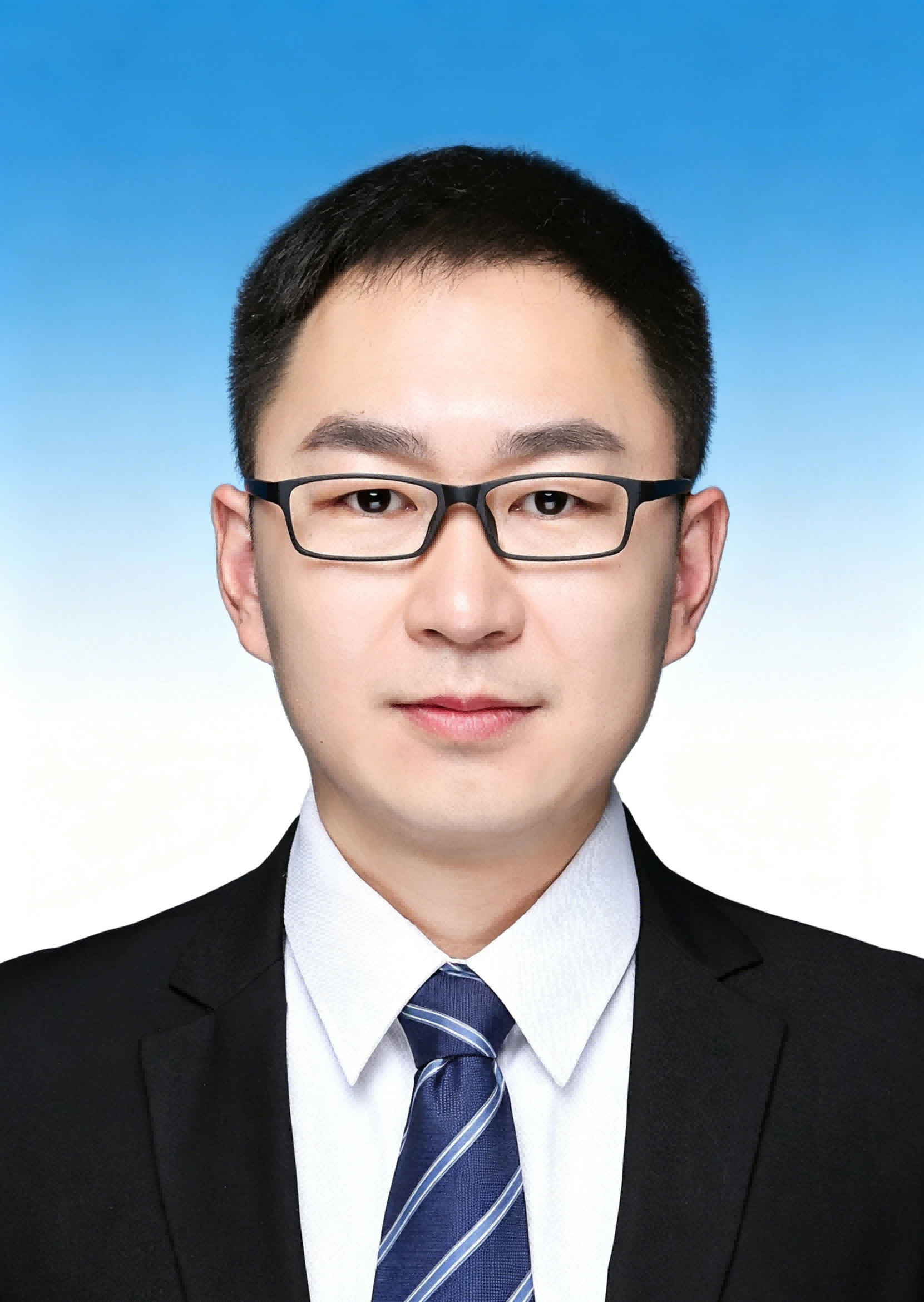 殷俊伟教授