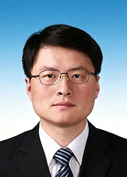 岳彩旭教授