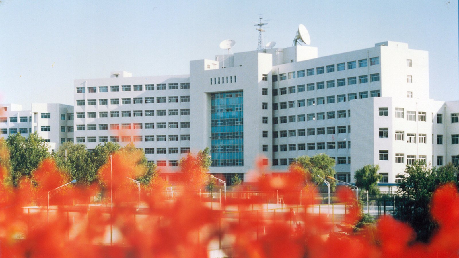 大连交通大学 &middot; 本部教学楼